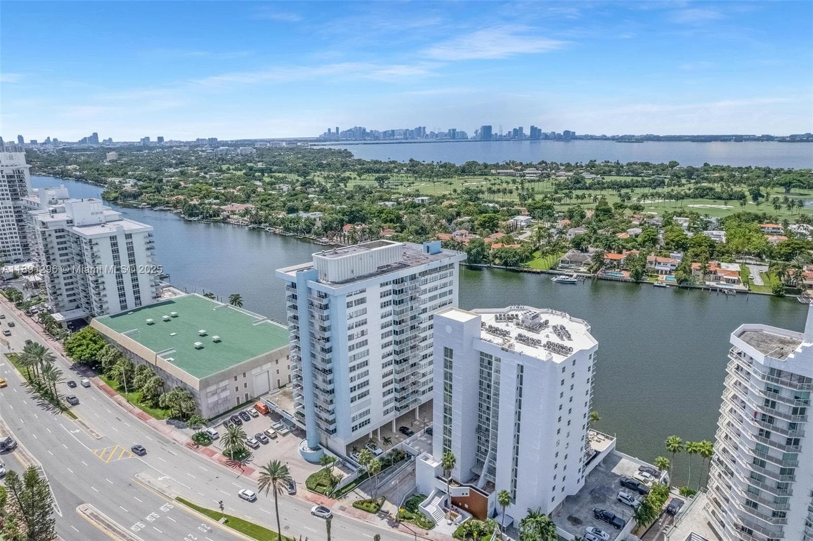A11891296 — Miami Beach — 32