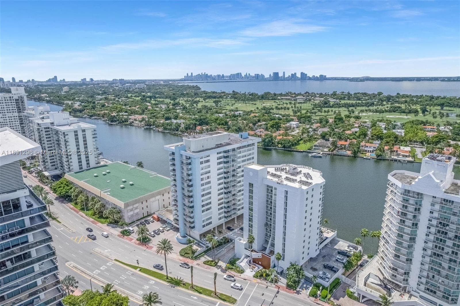 A11891296 — Miami Beach — 20