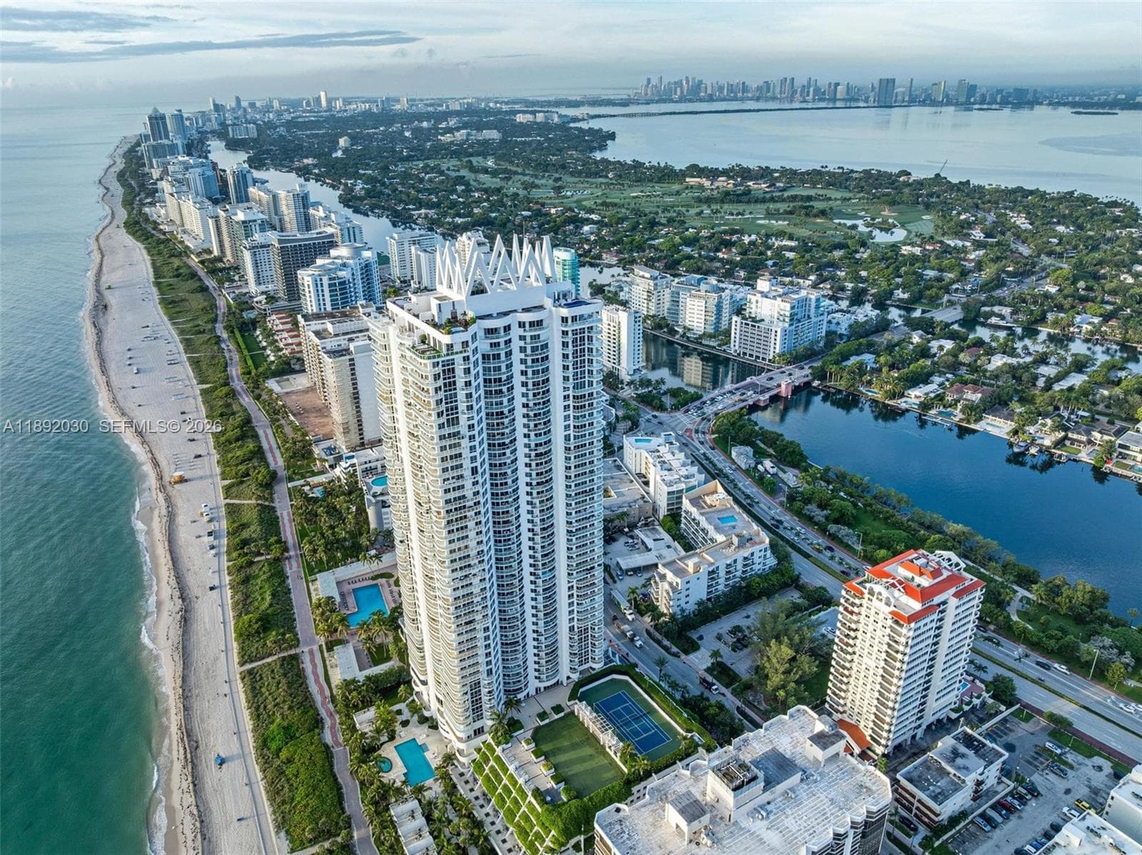 A11892030 — Miami Beach — 43