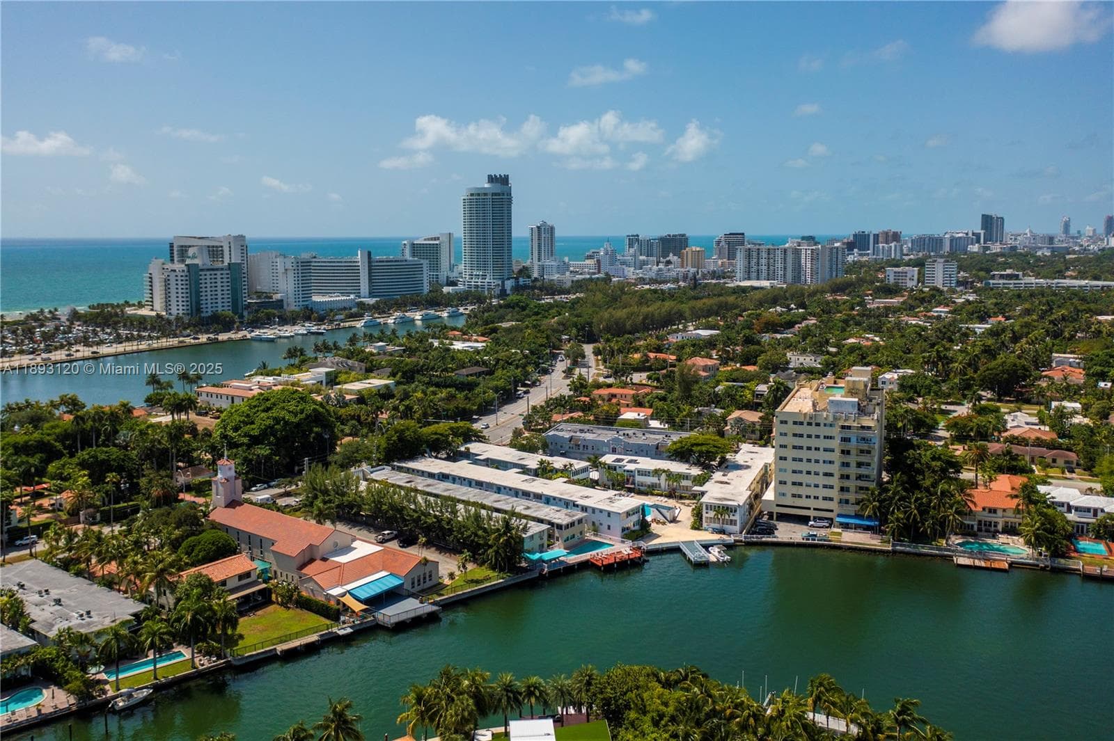 A11893120 — Miami Beach — 23