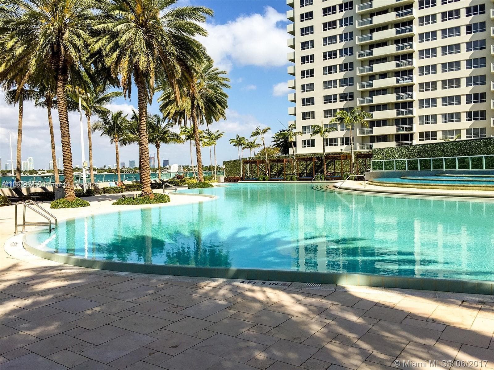 A11893474 — Miami Beach — 8