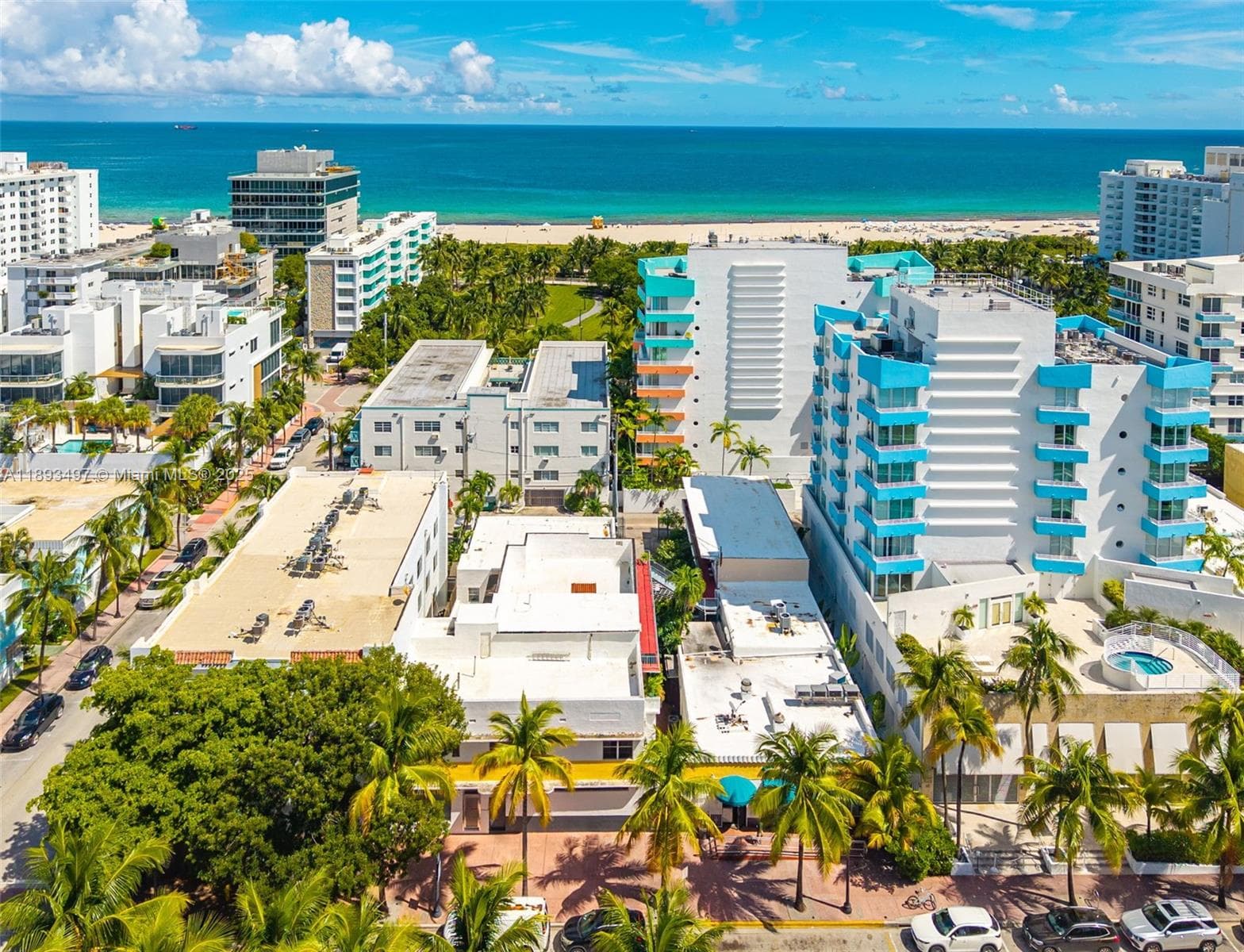 A11893497 — Miami Beach — 13