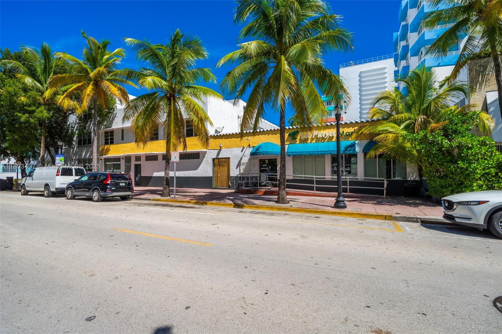 A11893497 — Miami Beach — 7