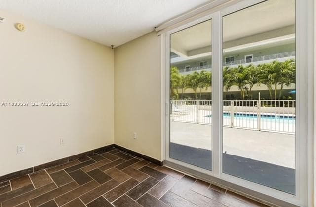 A11893657 — Miami Beach — 6