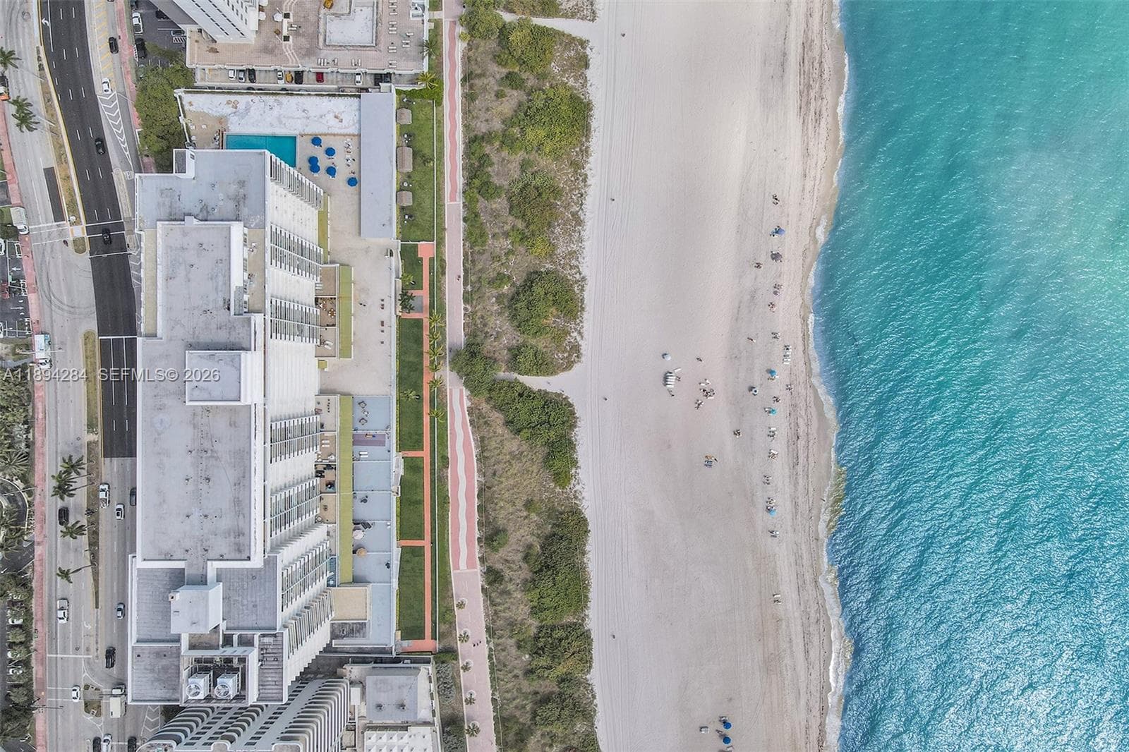 A11894284 — Miami Beach — 47