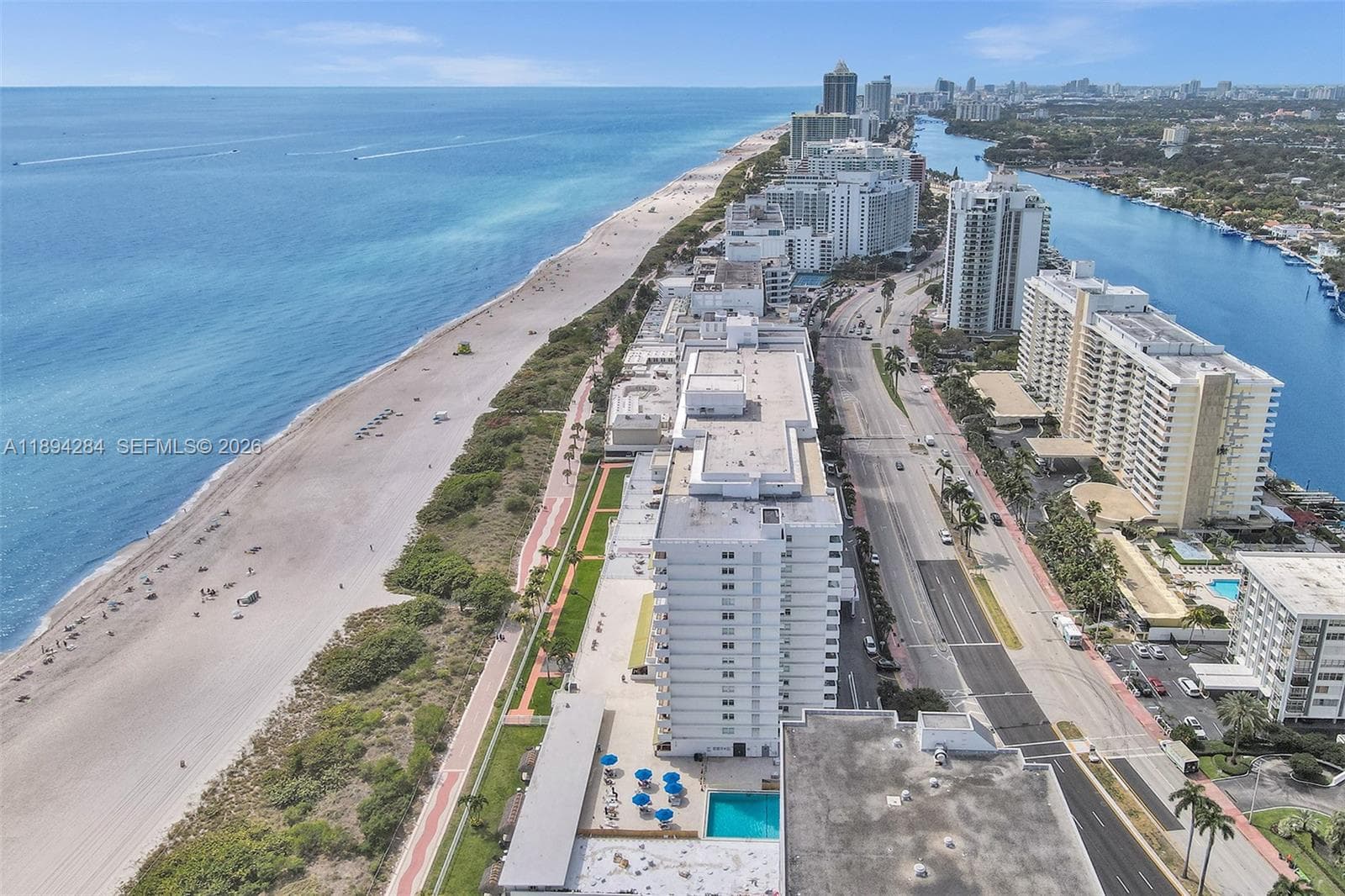 A11894284 — Miami Beach — 45