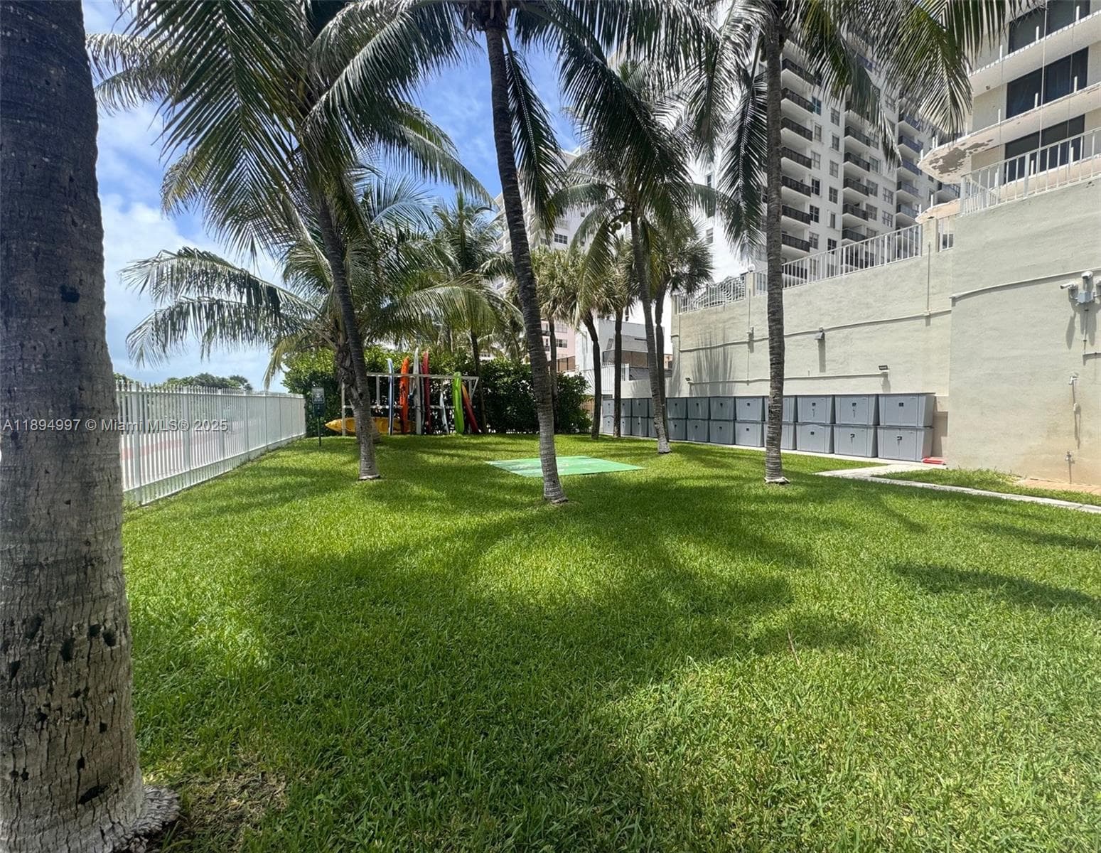 A11894997 — Miami Beach — 23