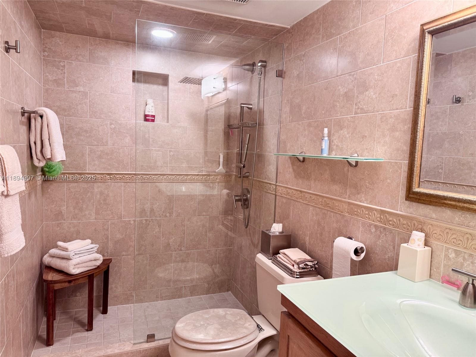 A11894997 — Miami Beach — 43