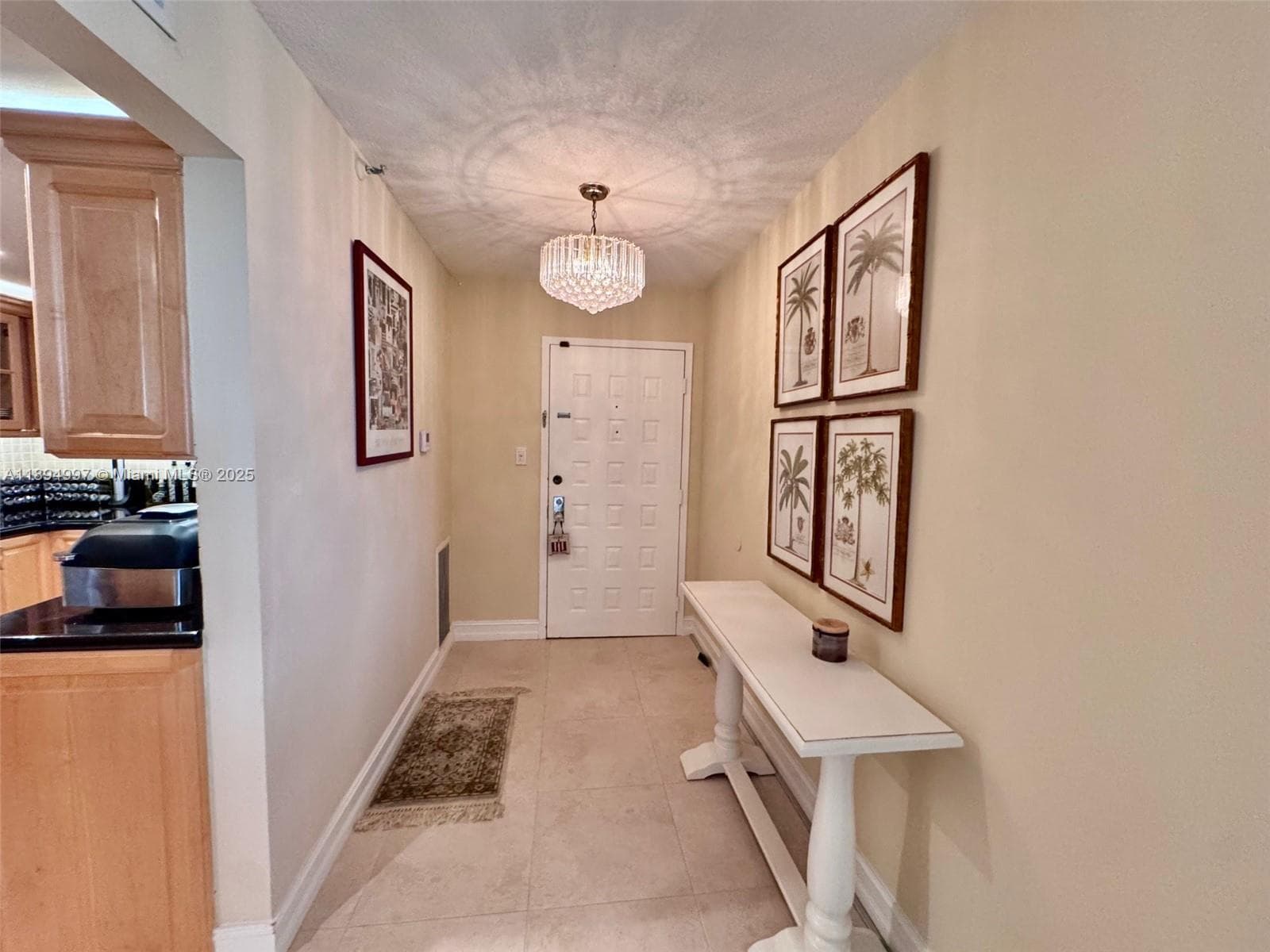 A11894997 — Miami Beach — 22