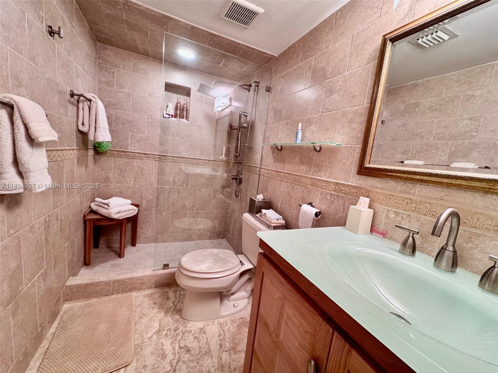 A11894997 — Miami Beach — 8