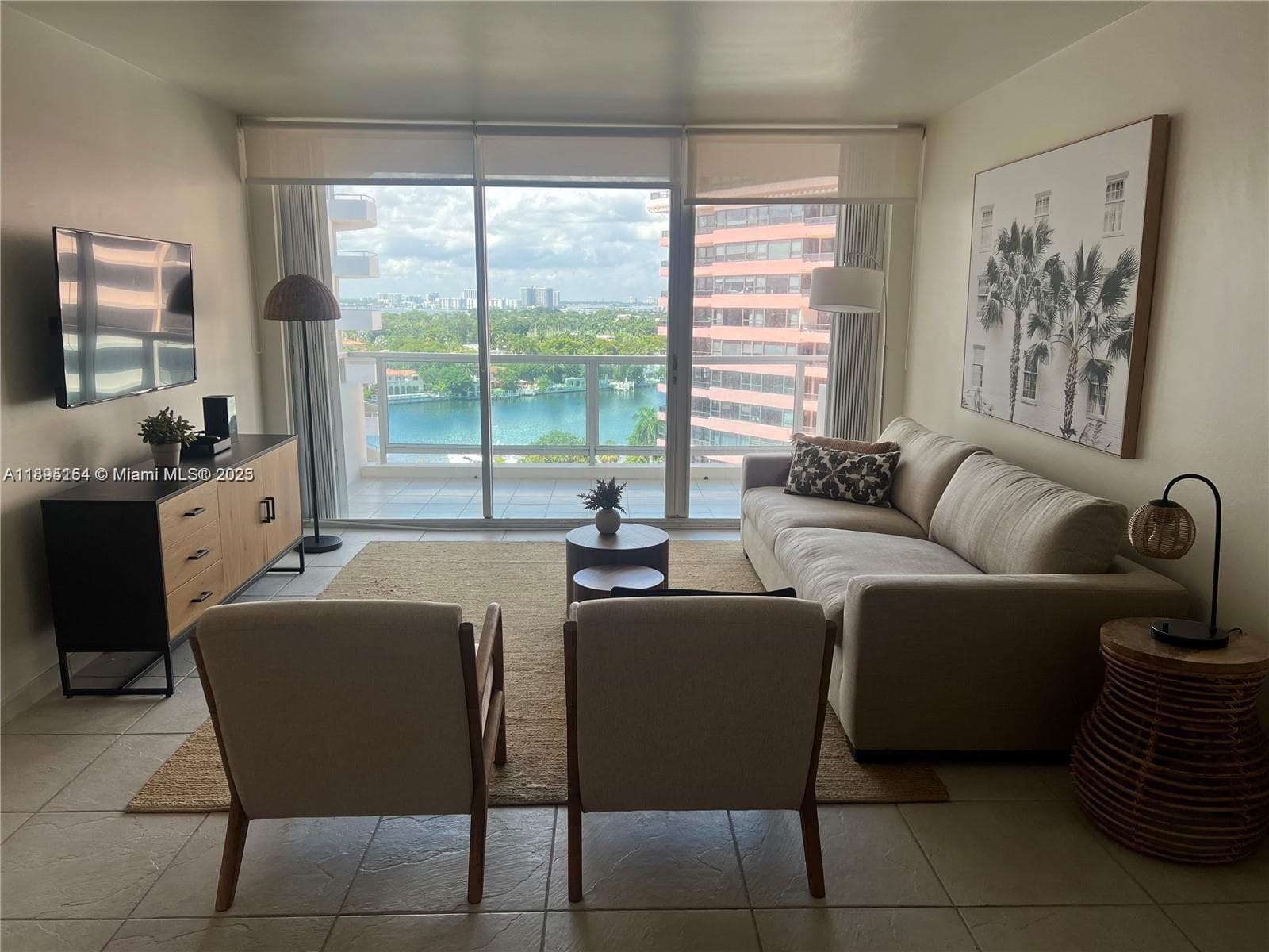 A11895154 — Miami Beach — 4