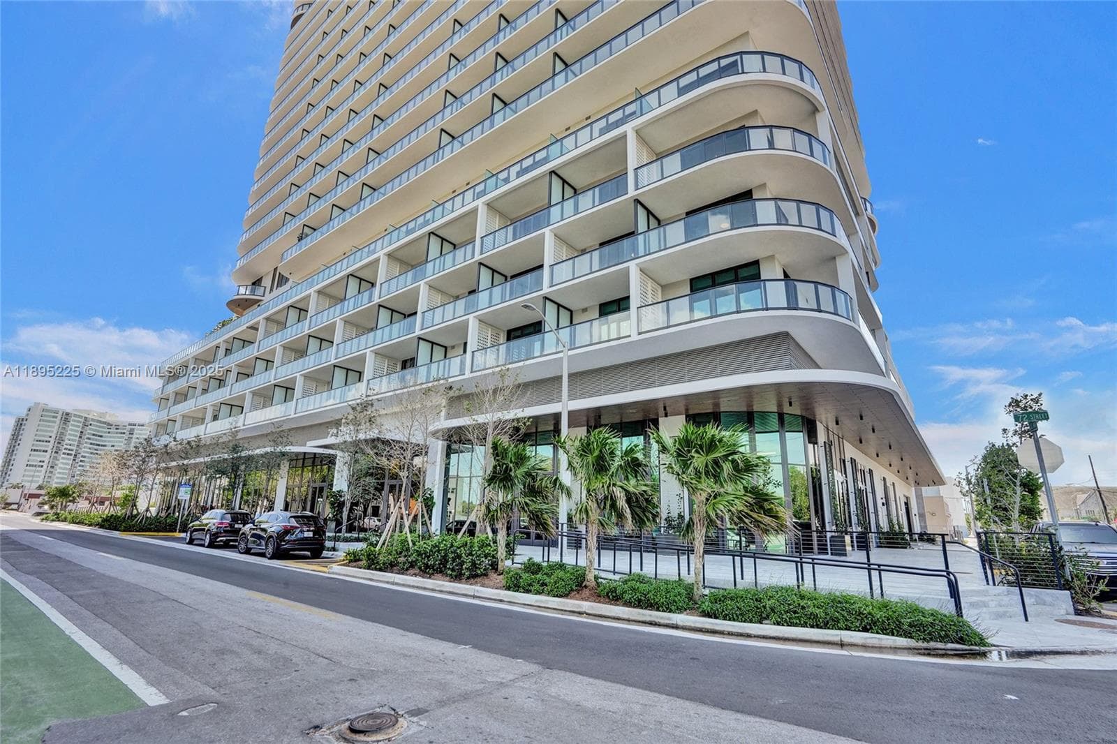 A11895225 — Miami Beach — 45