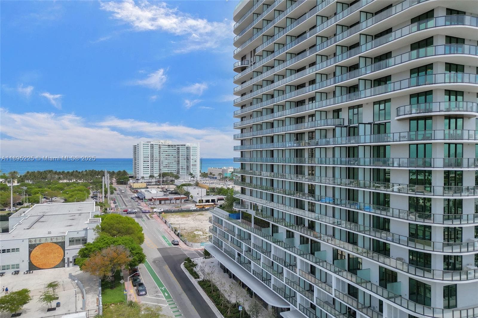 A11895225 — Miami Beach — 51