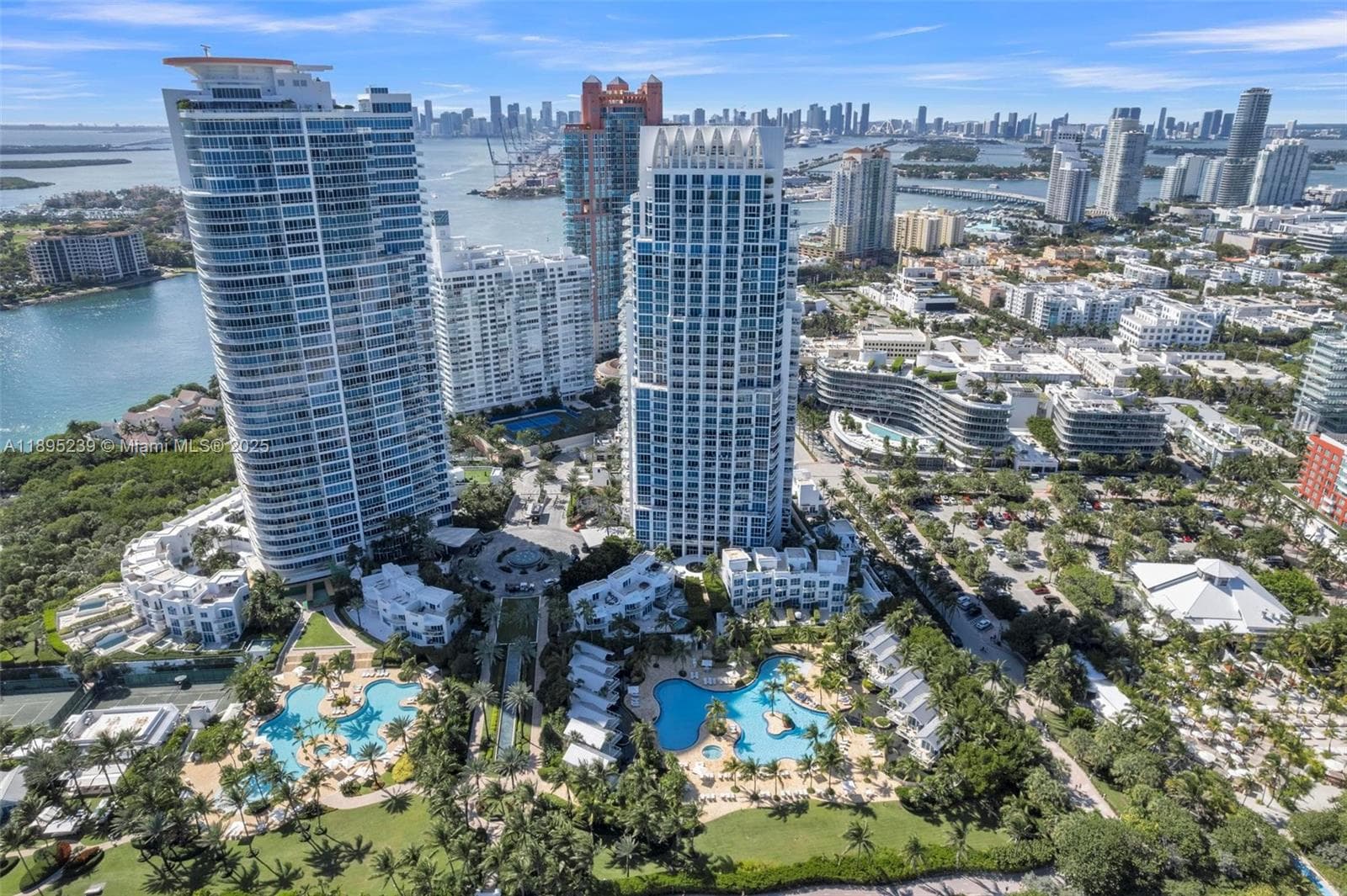 A11895239 — Miami Beach — 42
