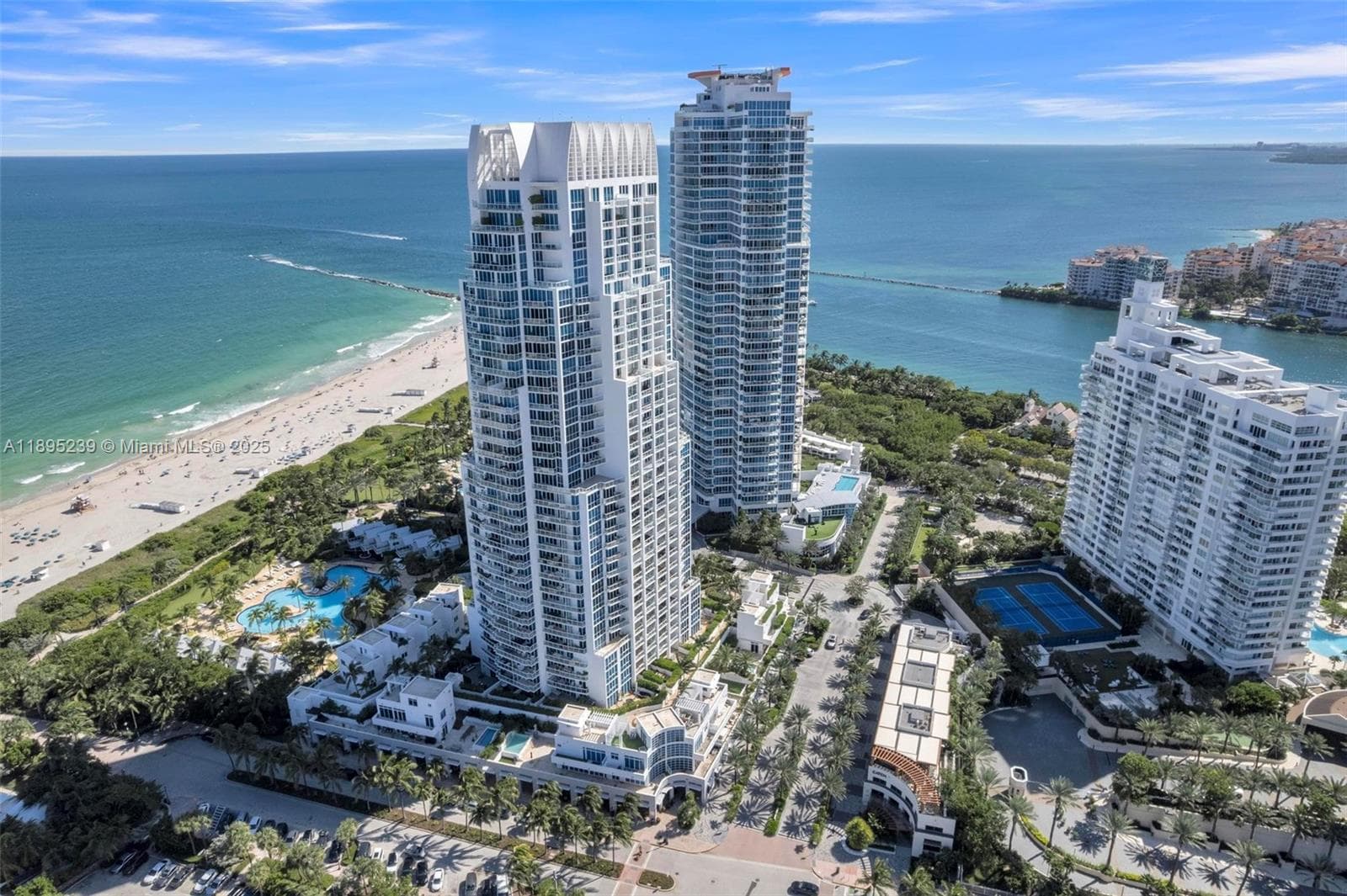 A11895239 — Miami Beach — 44