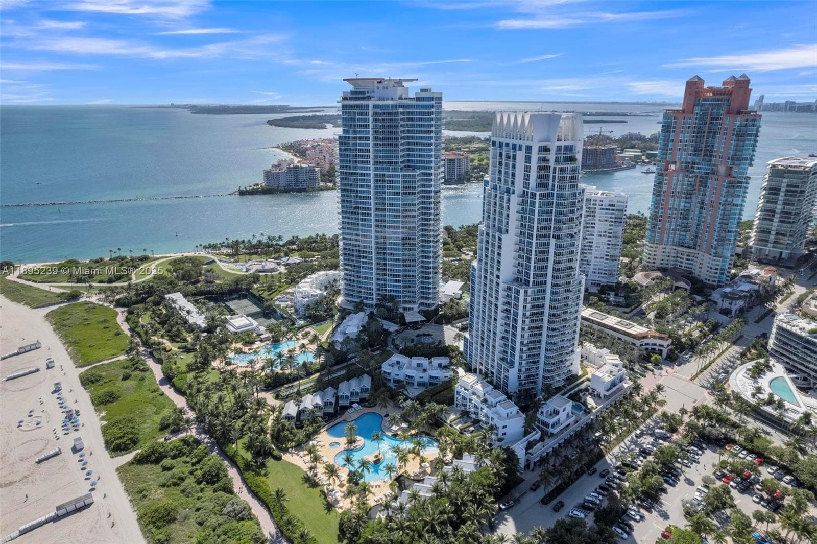 A11895239 — Miami Beach — 40