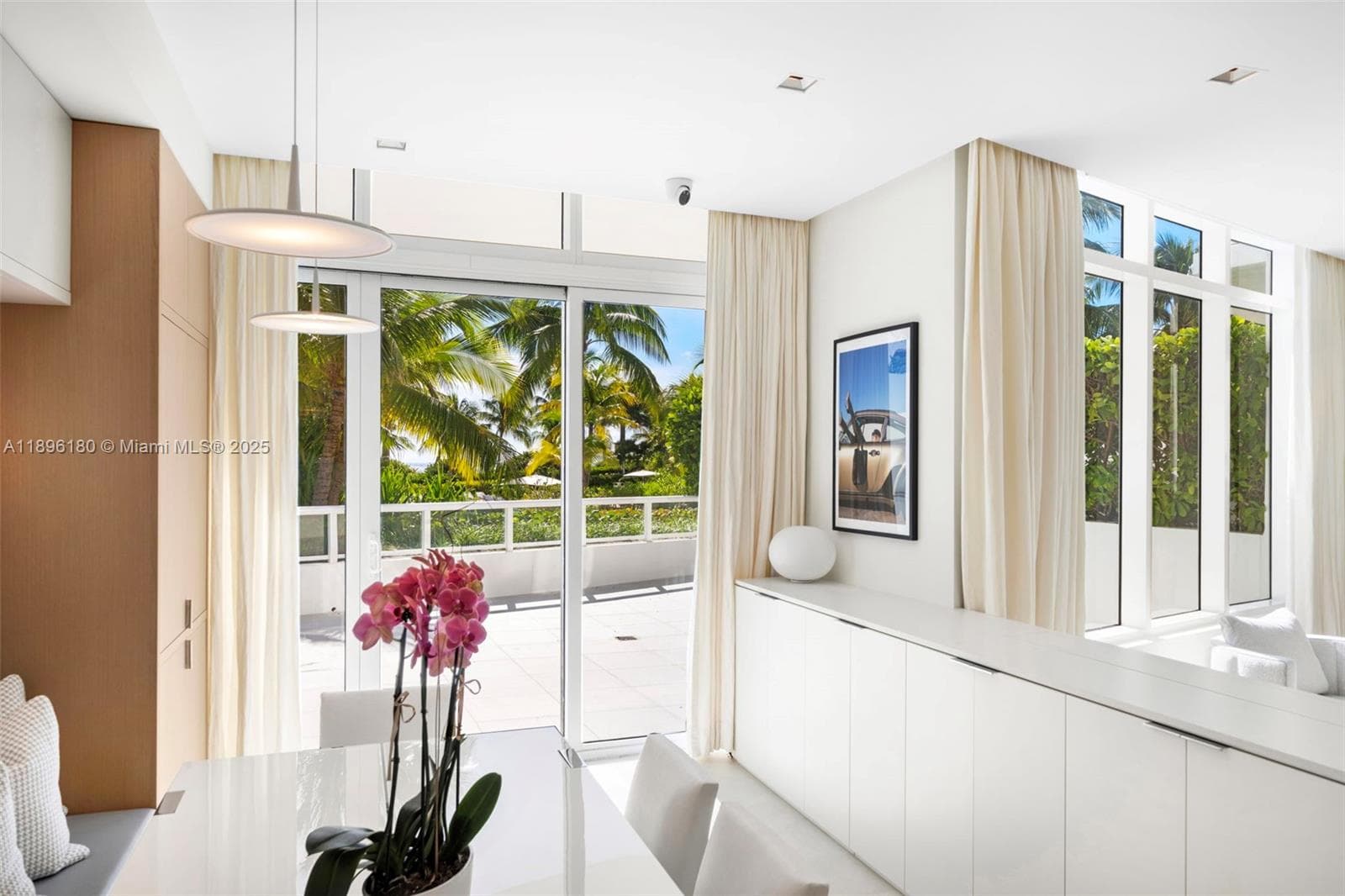 A11896180 — Miami Beach — 7