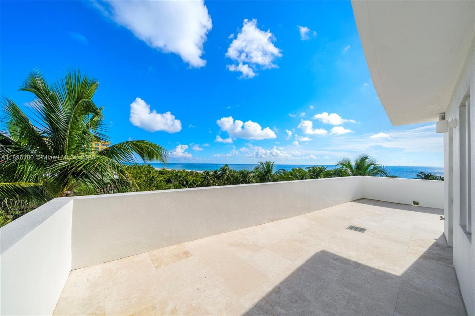 A11896180 — Miami Beach — 35