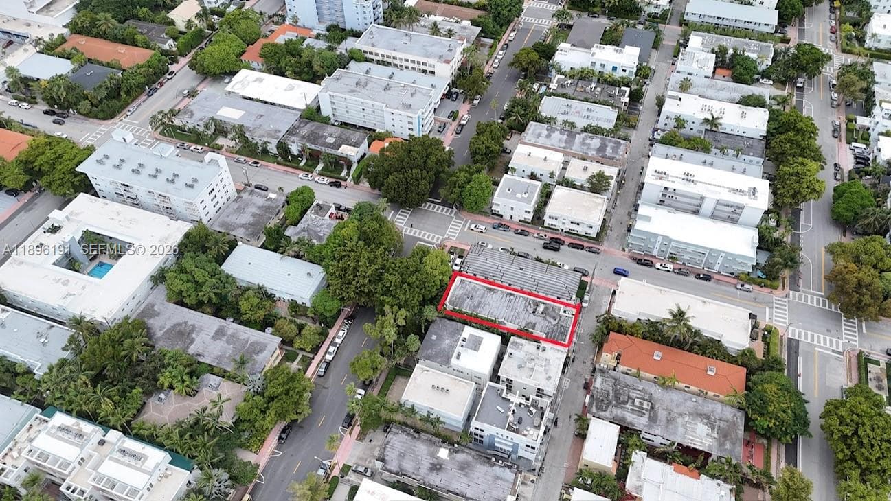 A11896191 — Miami Beach — 3