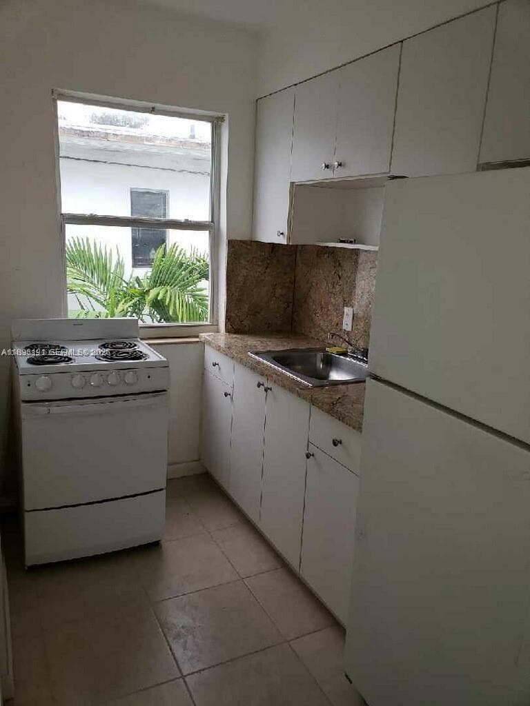A11896191 — Miami Beach — 20