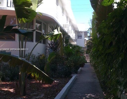 A11896191 — Miami Beach — 8