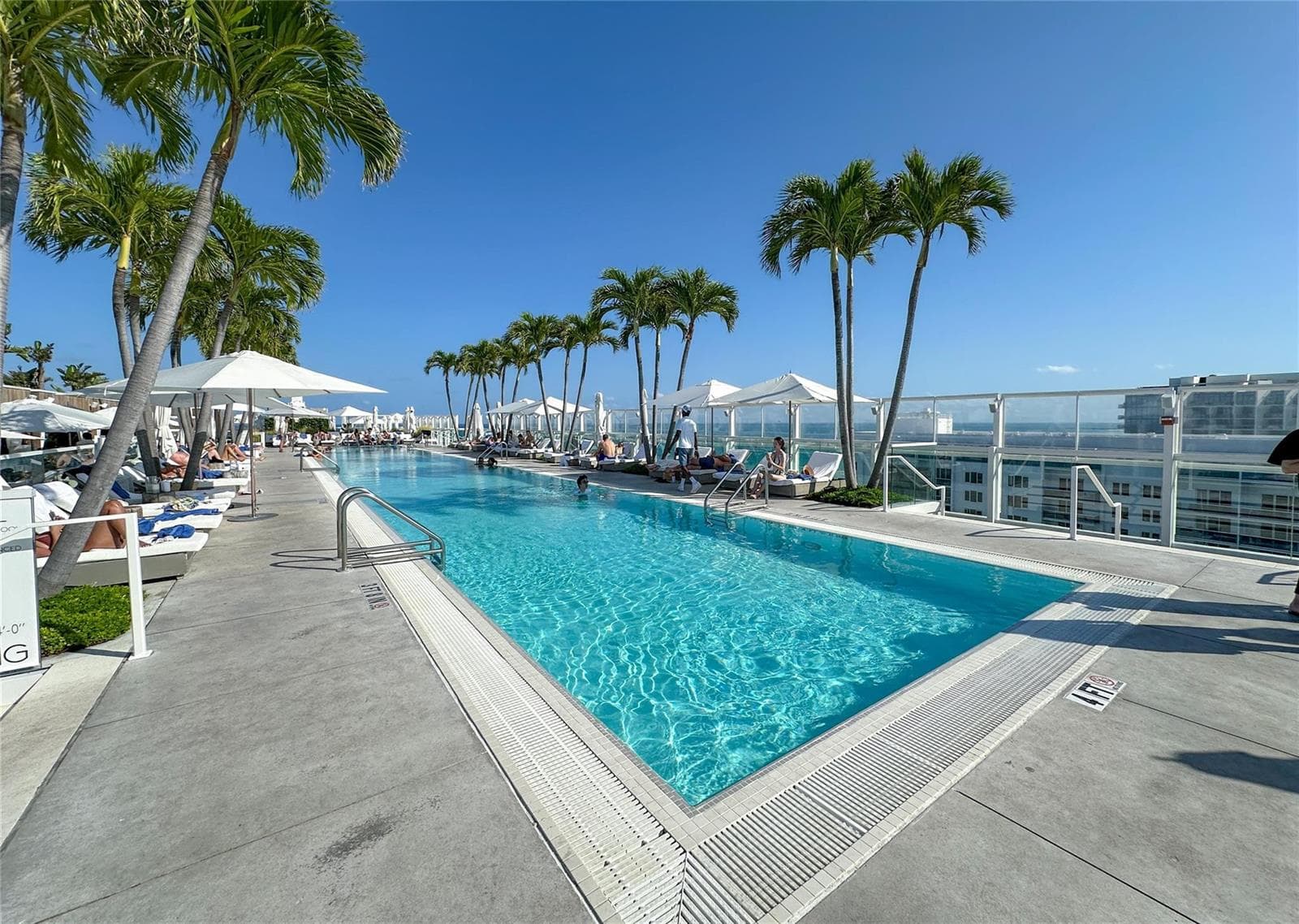 F10531670 — Miami Beach — 20