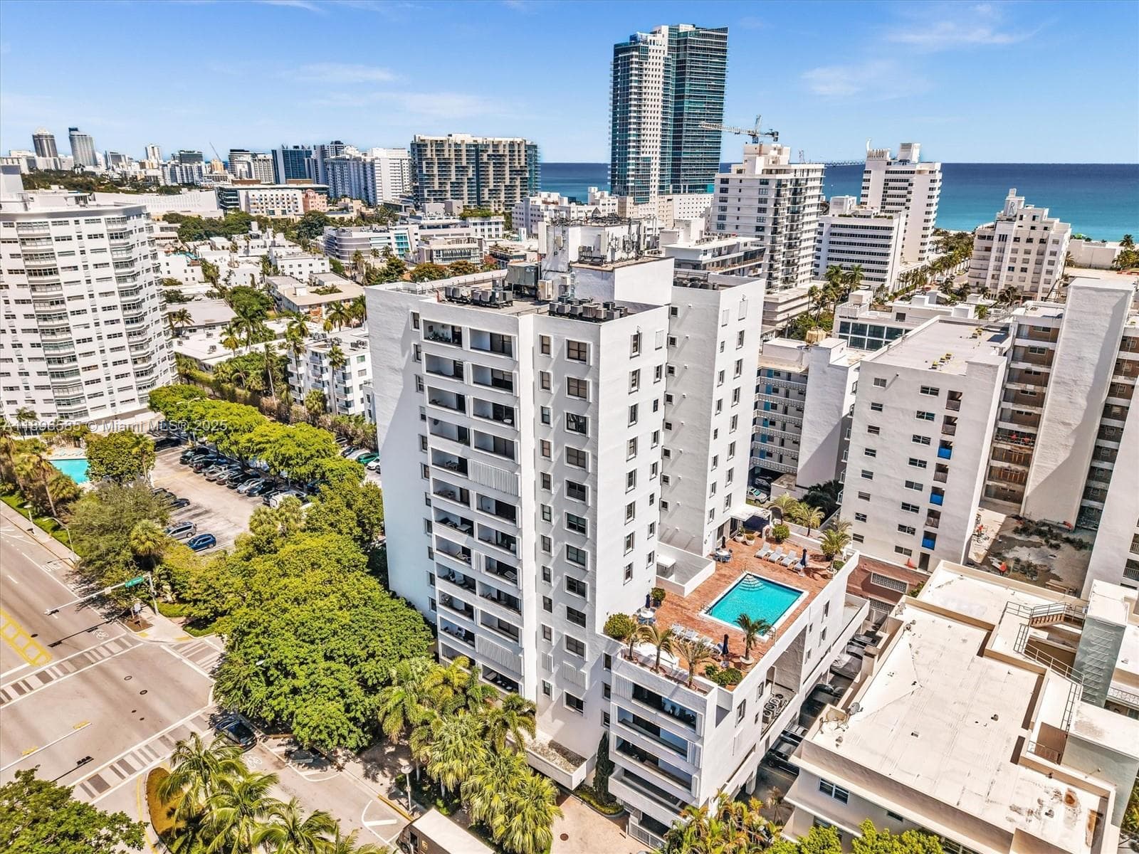 A11896585 — Miami Beach — 22