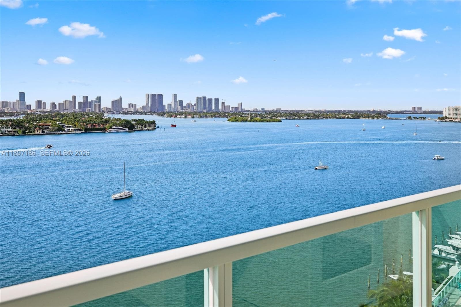 A11897186 — Miami Beach — 2