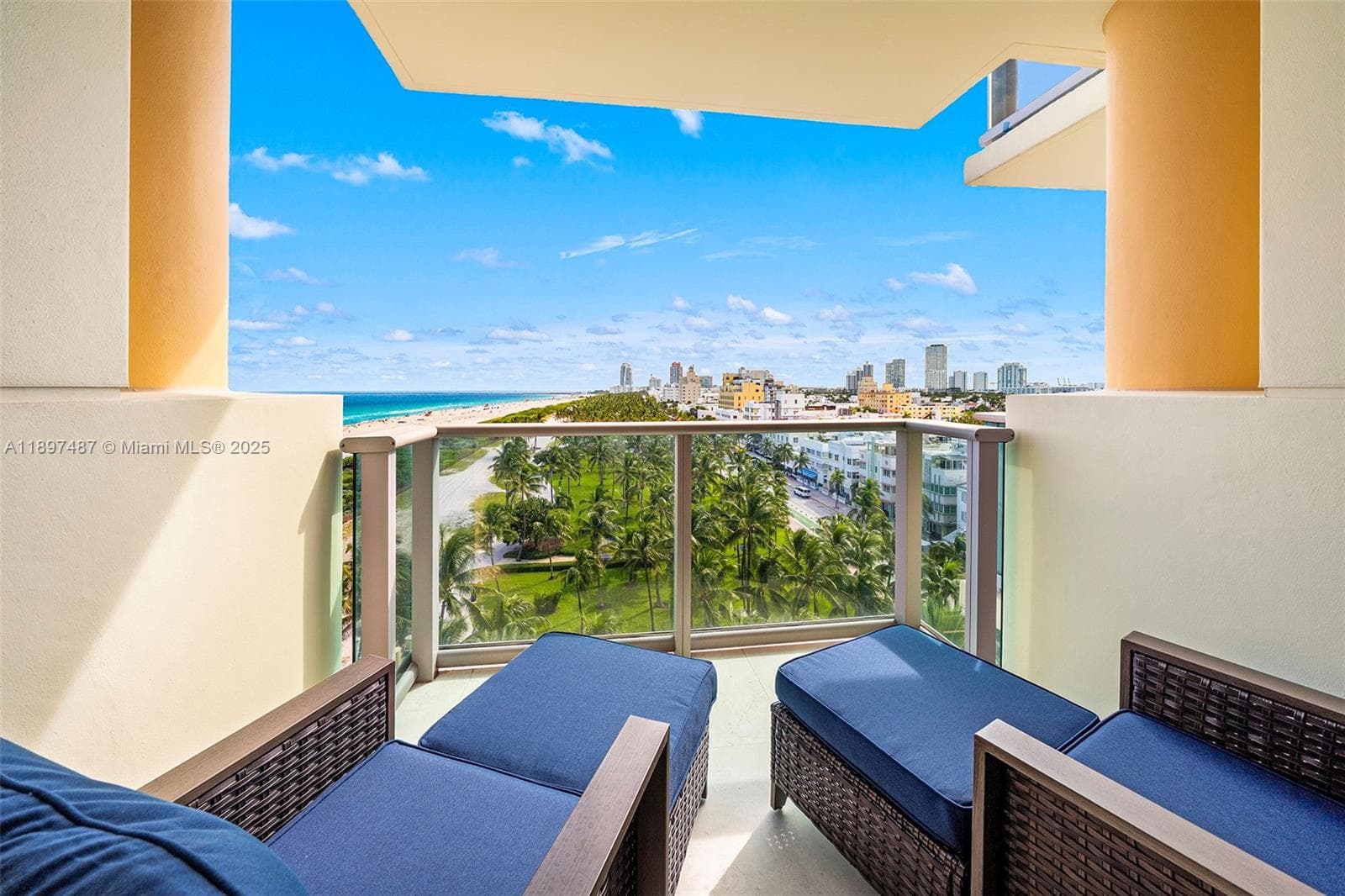 A11897487 — Miami Beach — 28