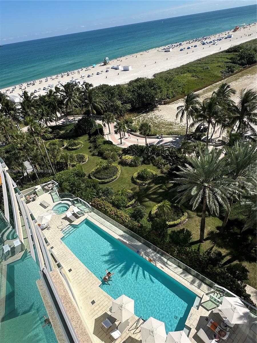 A11897487 — Miami Beach — 39
