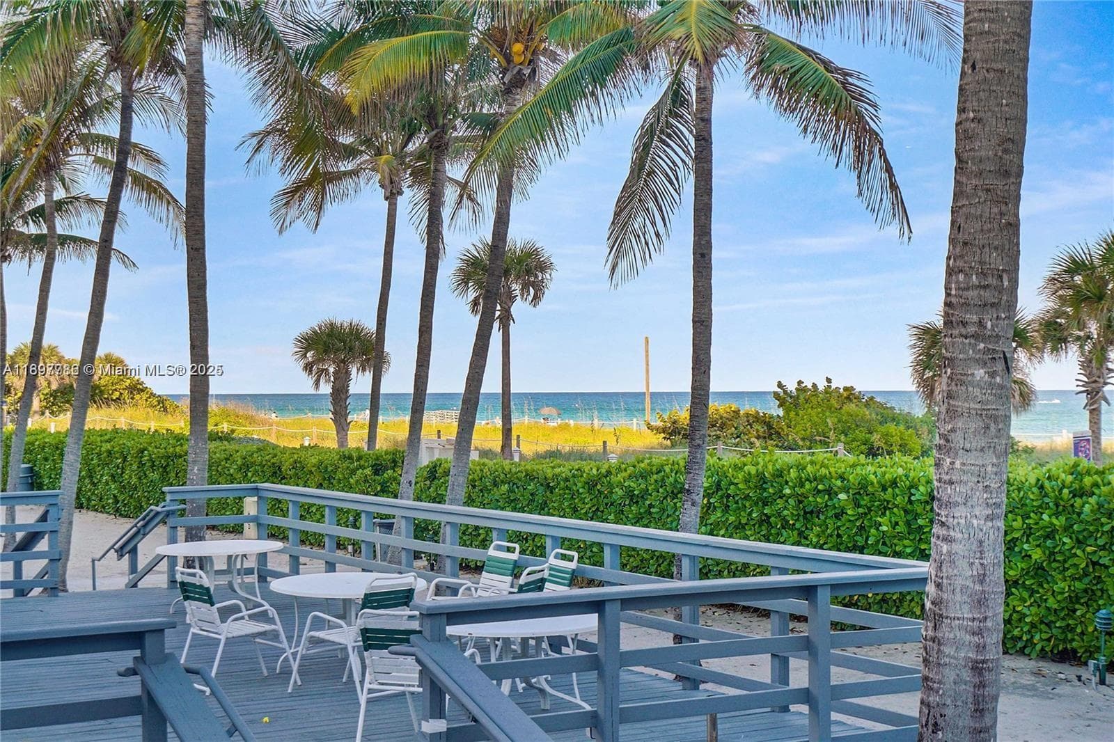 A11897786 — Miami Beach — 38