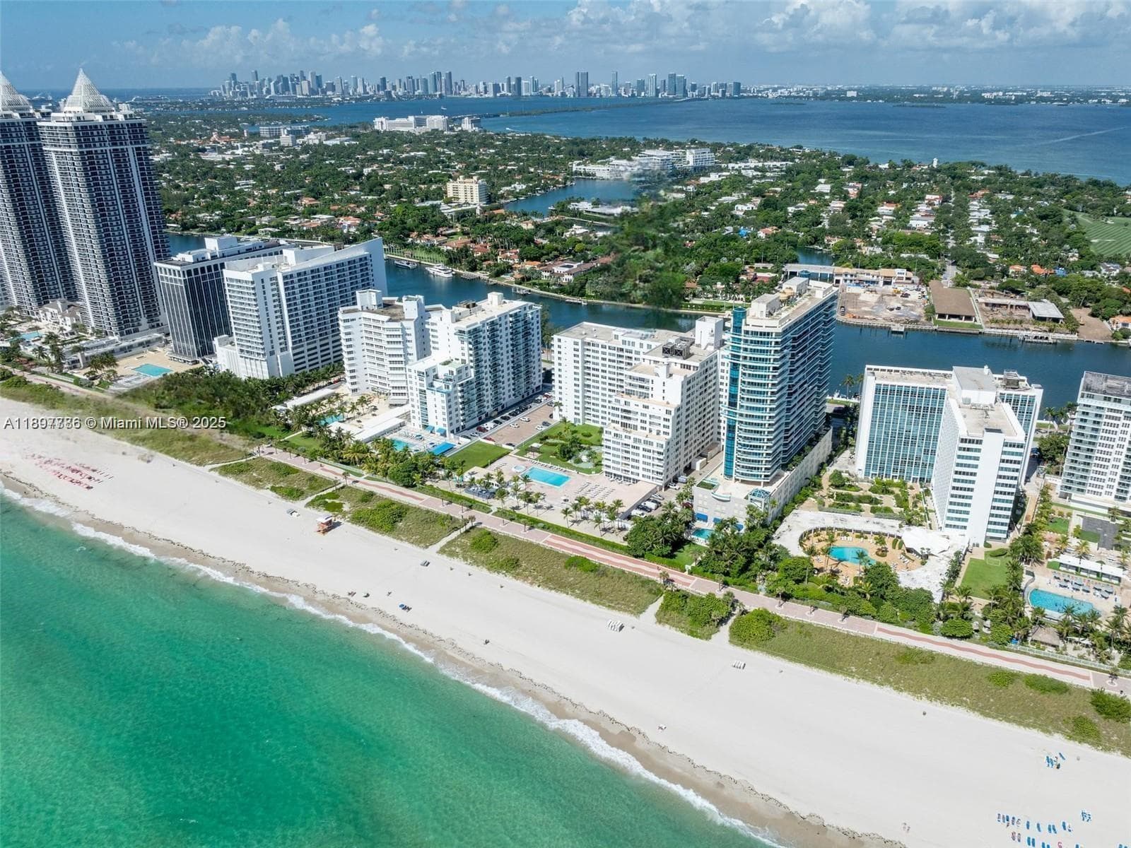 A11897786 — Miami Beach — 31