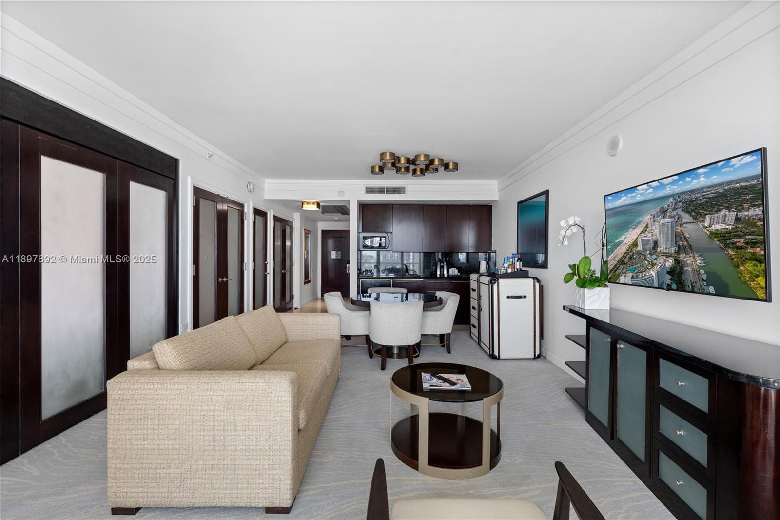 A11897892 — Miami Beach — 5
