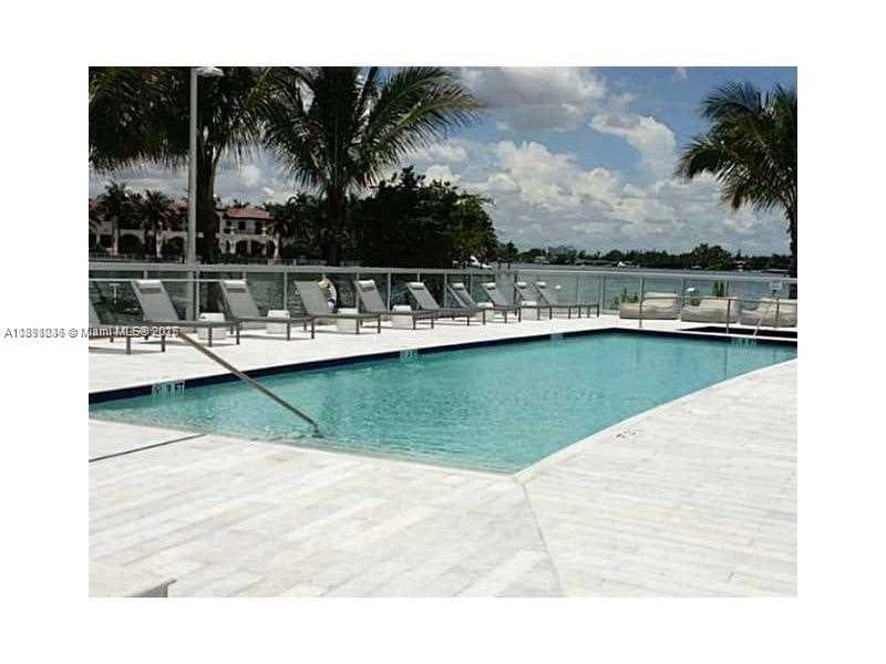 A11898036 — Miami Beach — 23