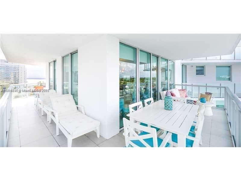 A11898036 — Miami Beach — 3