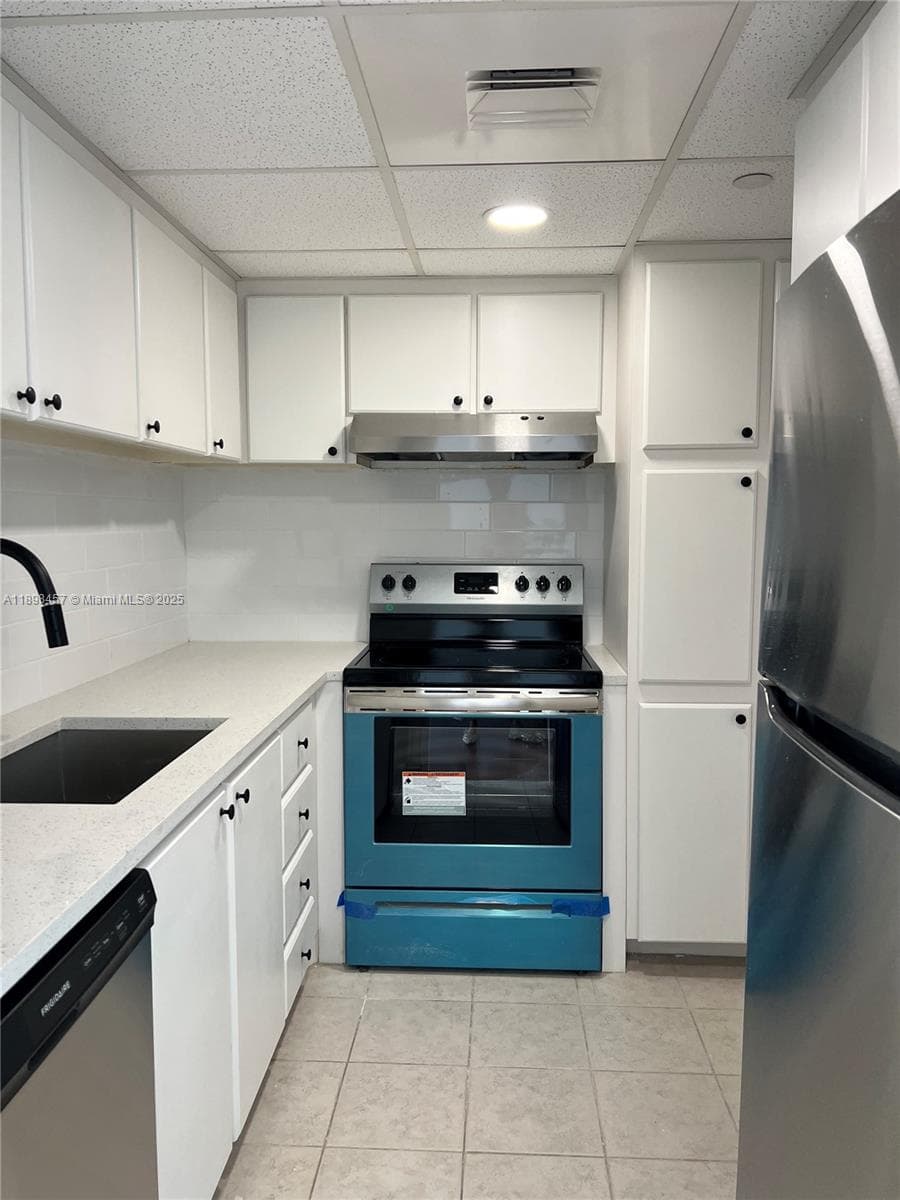 A11898457 — Miami Beach — 7