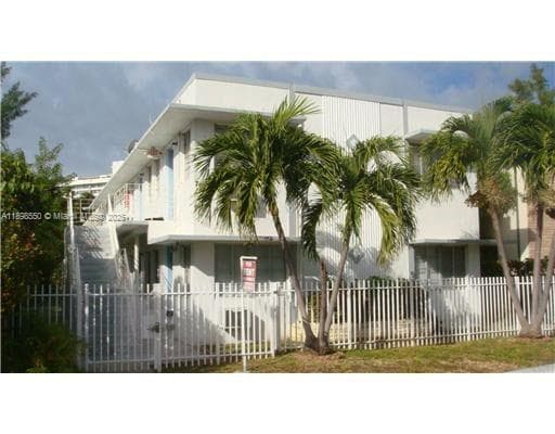 A11898550 — Miami Beach