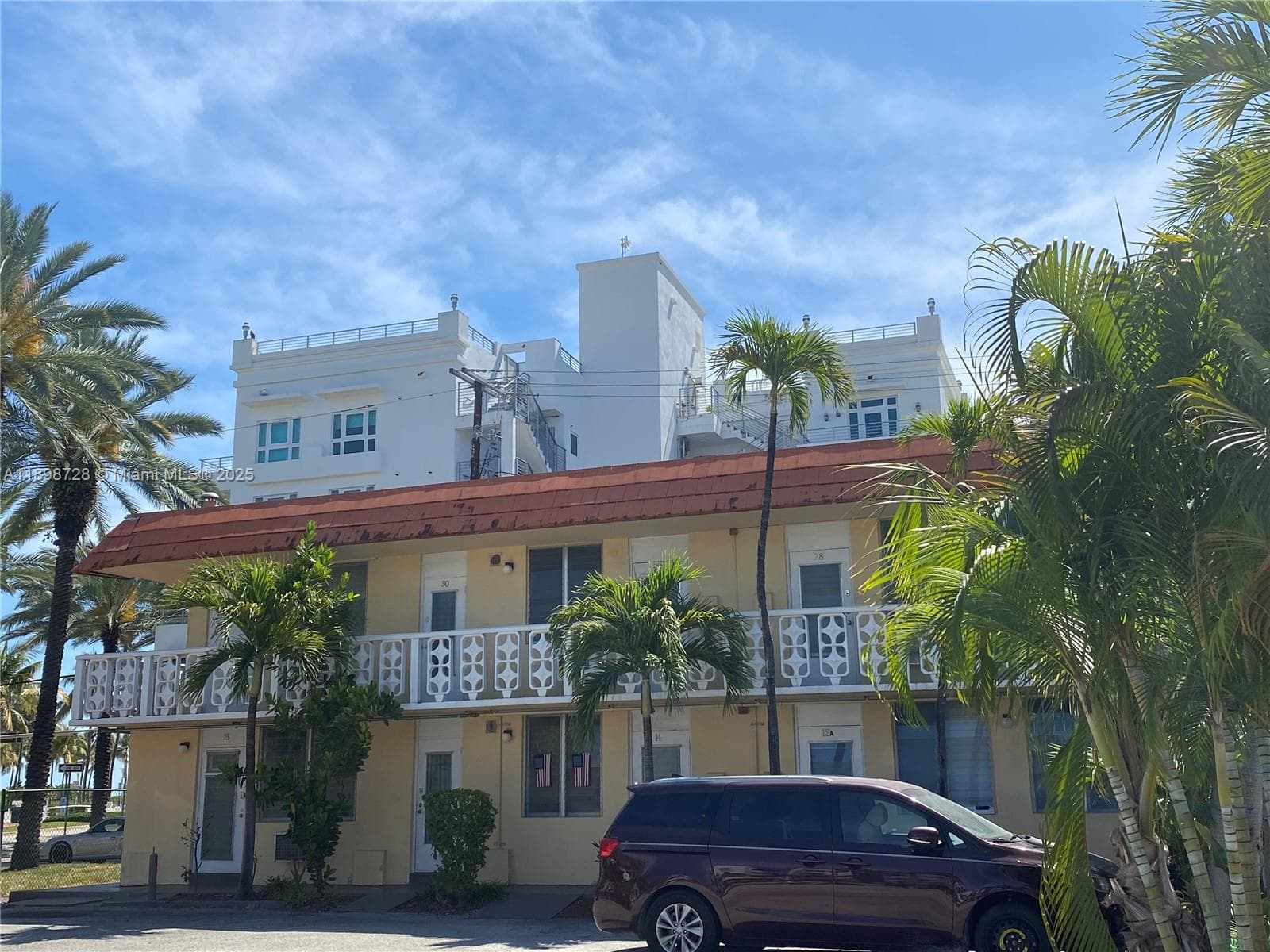 A11898728 — Miami Beach — 2