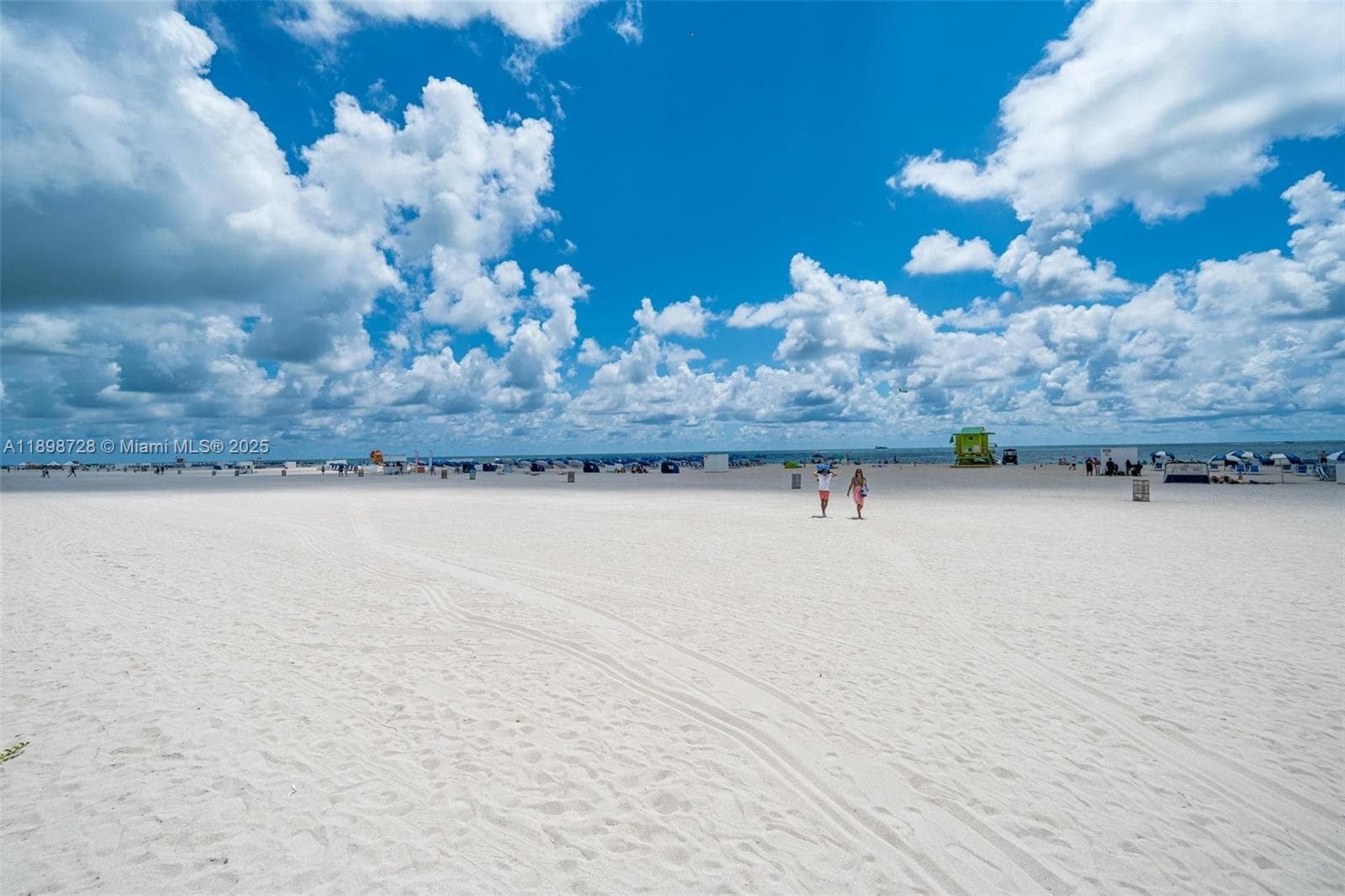 A11898728 — Miami Beach