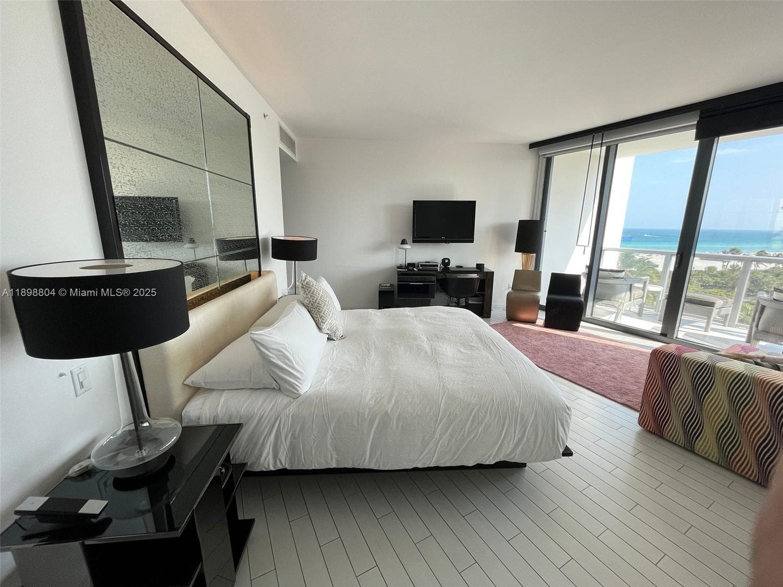 A11898804 — Miami Beach — 2
