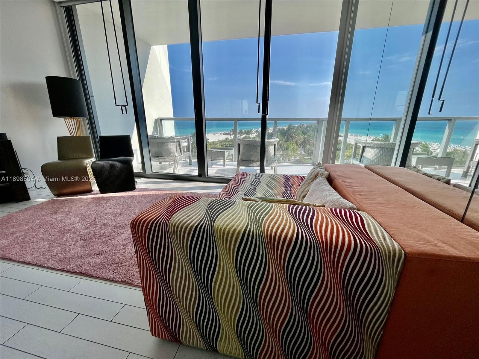A11898804 — Miami Beach — 3