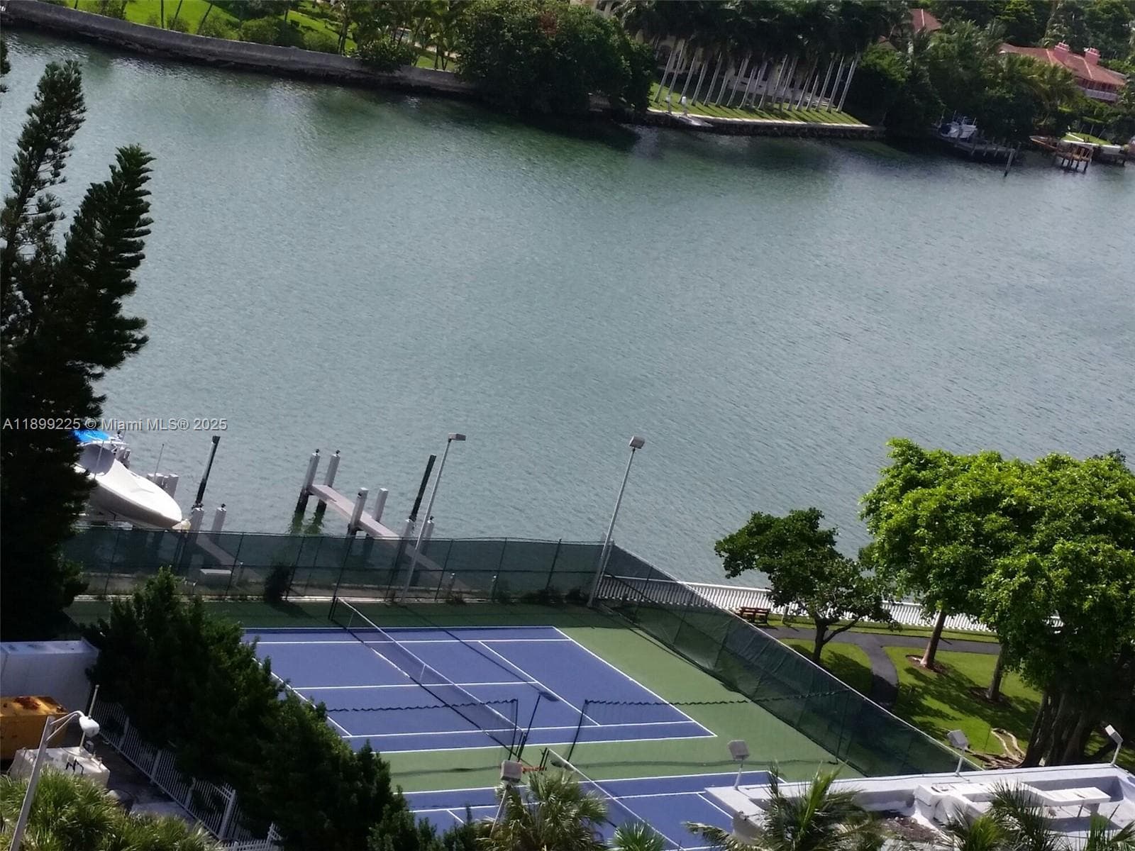 A11899225 — Miami Beach — 6
