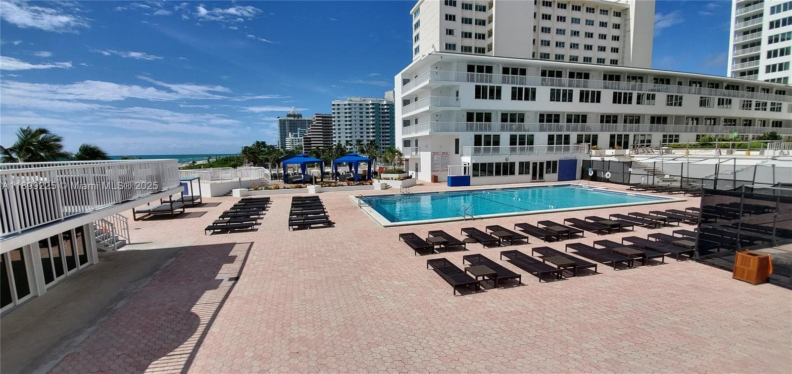 A11899225 — Miami Beach — 11