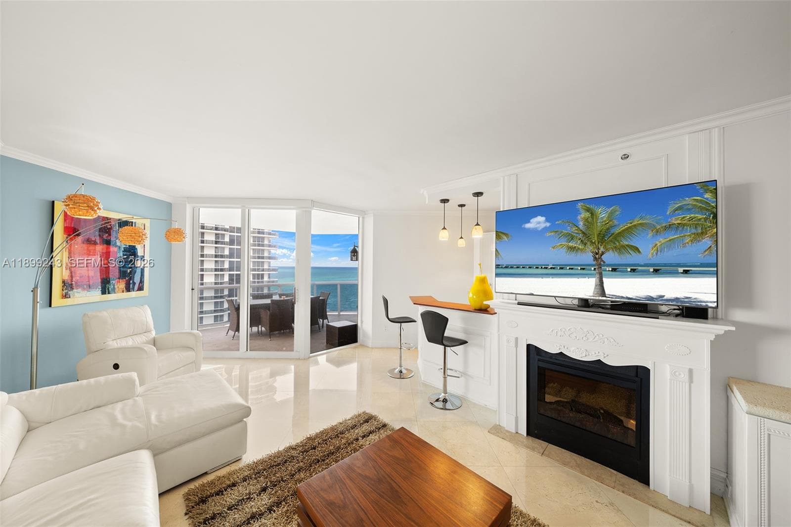 A11899243 — Miami Beach — 2