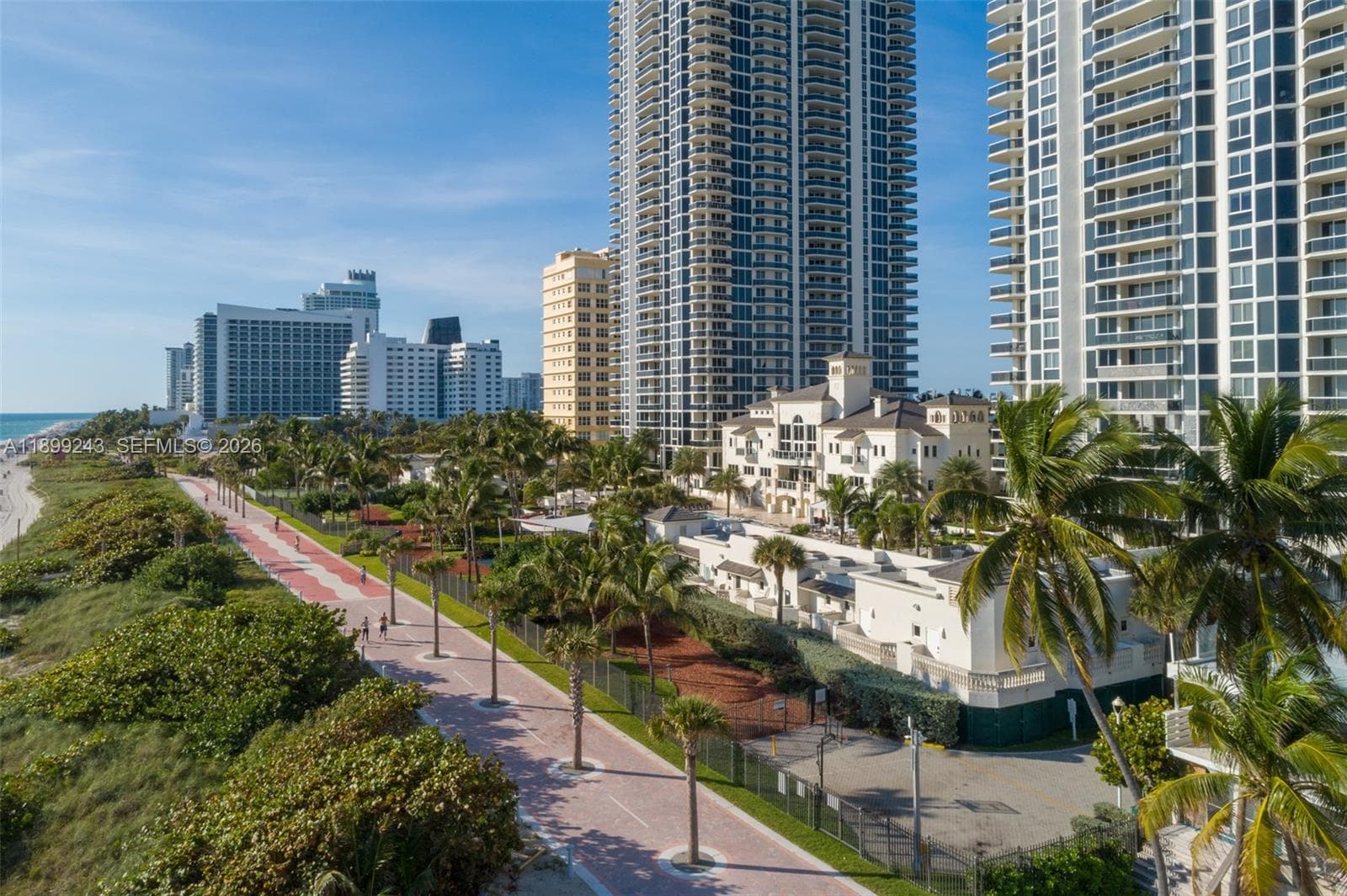 A11899243 — Miami Beach — 31
