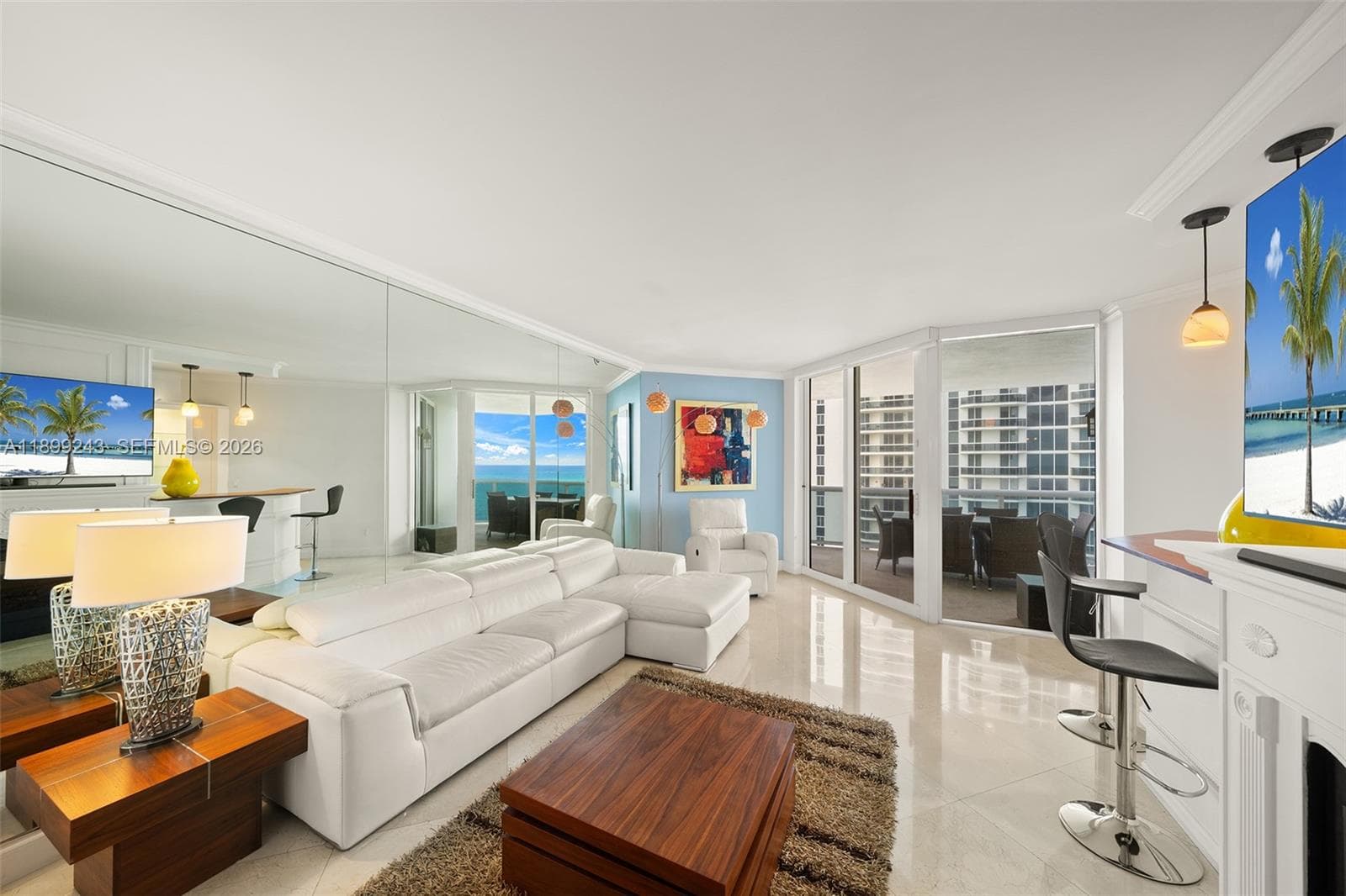 A11899243 — Miami Beach — 4