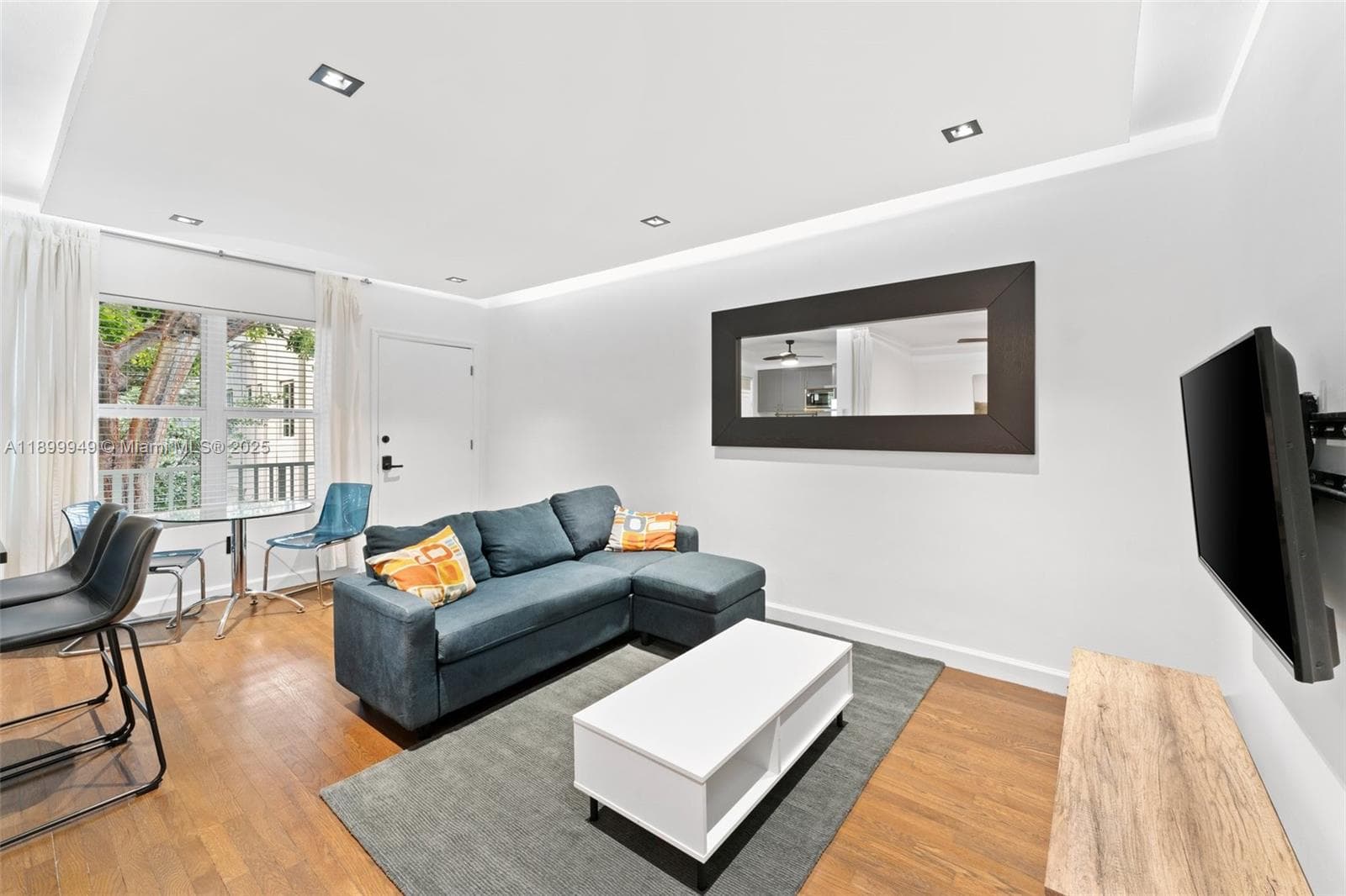 A11899949 — Miami Beach — 7