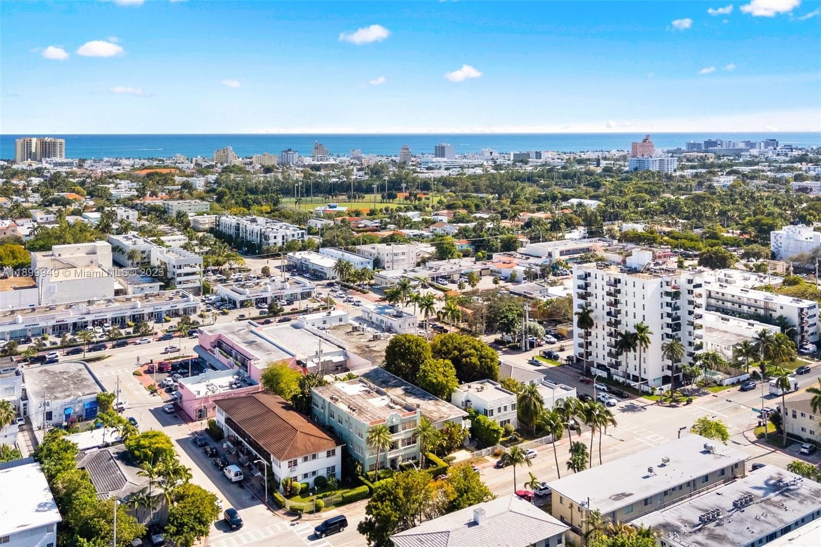 A11899949 — Miami Beach — 30
