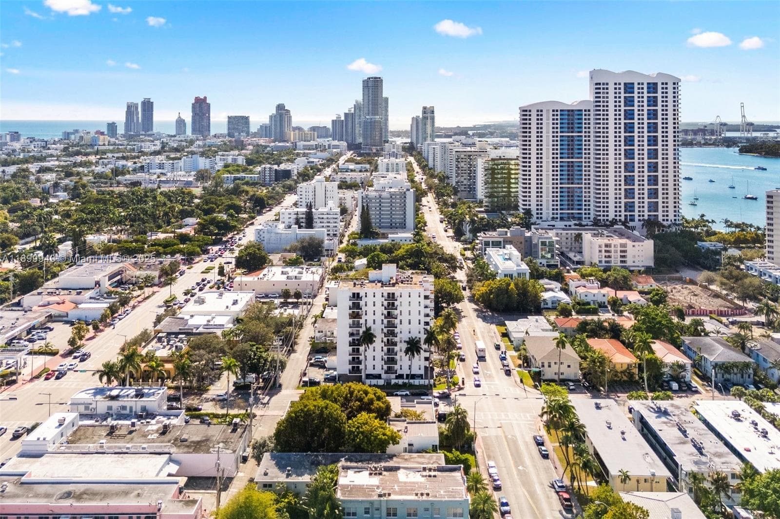 A11899949 — Miami Beach — 31