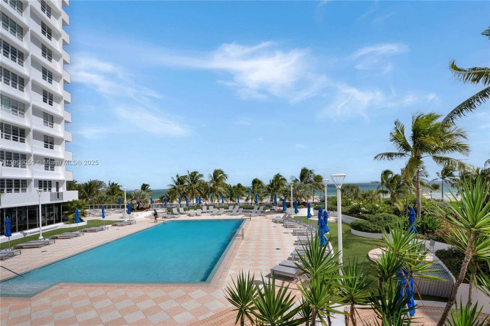 A11900059 — Miami Beach